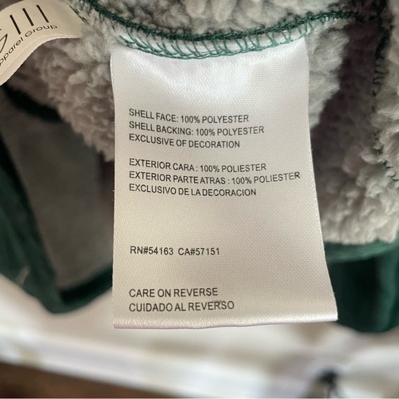 Green Bay Packers | Full Zip Sherpa Lined Green & Gold Jacket - Picture 8 of 10